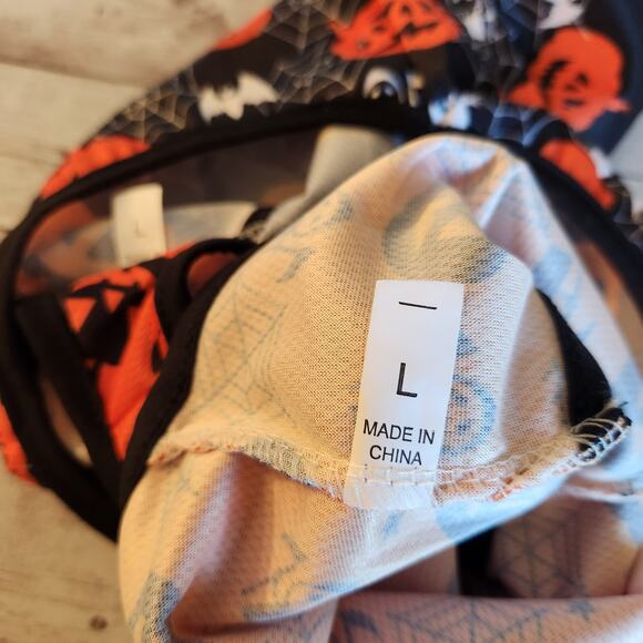 Halloween Themed Lightweight Dog Vests (2) Size Large NWT - Picture 6 of 7